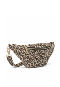 Bæltepose i leopardprintet stof med en buet form, guld lynlås hardware og justerbar rem. Kompakt design med et lynlåset hovedrum.