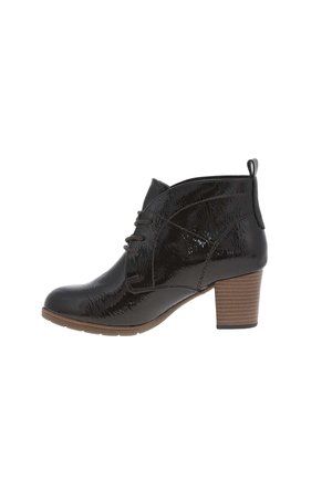 Skinnende sort læderankelstøvle med snørestrop foran, trækflap ved hælen og stablet medium bloktræhæl.