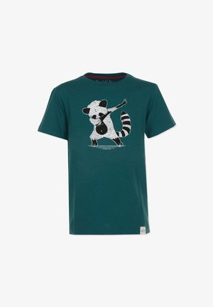 Tealgrøn bomuld T-shirt med et sort-hvidt vaskebjørnegrafik. Korte ærmer, rund halsudskæring, med et lille mærke nederst til højre.