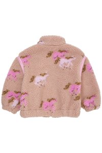 Jachetă din fleece roz-prazi cu guler înalt, având un model cu unicorni roz și albi cu accente maro.