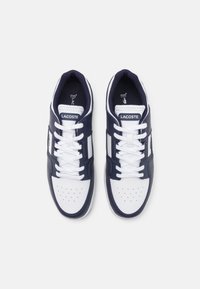 Lacoste COURT CAGE  224 - Sneakers low - navy/white