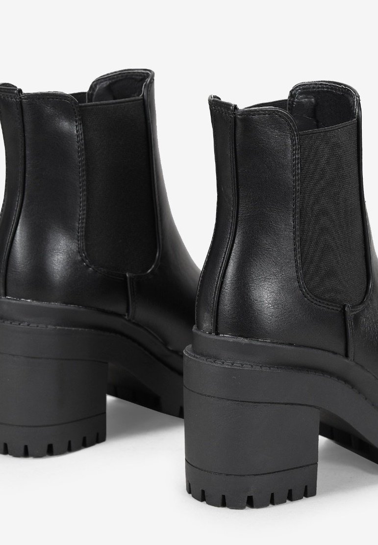 Botines en cebra marrón con tacón | BOSANOVA | Nueva Colección -10% esta  semana