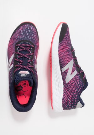 KJARNSGY - Chaussures de running sur route - pigment