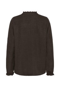 Dunkelbraune Langarmbluse mit Rüschensaum am Kragen und an den Manschetten, aus strukturiertem Stoff, mit einem schlichten Rückendesign und ohne sichtbare Verschlüsse.