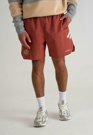 Shorts - red cream
