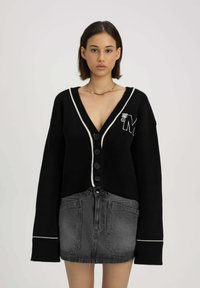 Misaga BADGE - Vest - black