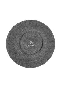 Placemat rotund gri, cu o adâncitură circulară centrală și o suprafață texturată, având logo-ul "LOEVENICH" în centru.