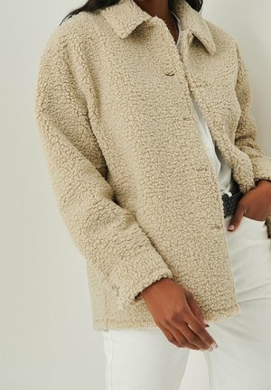 Chaqueta de invierno - beige