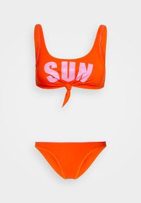 Επιλέχθηκε, orange