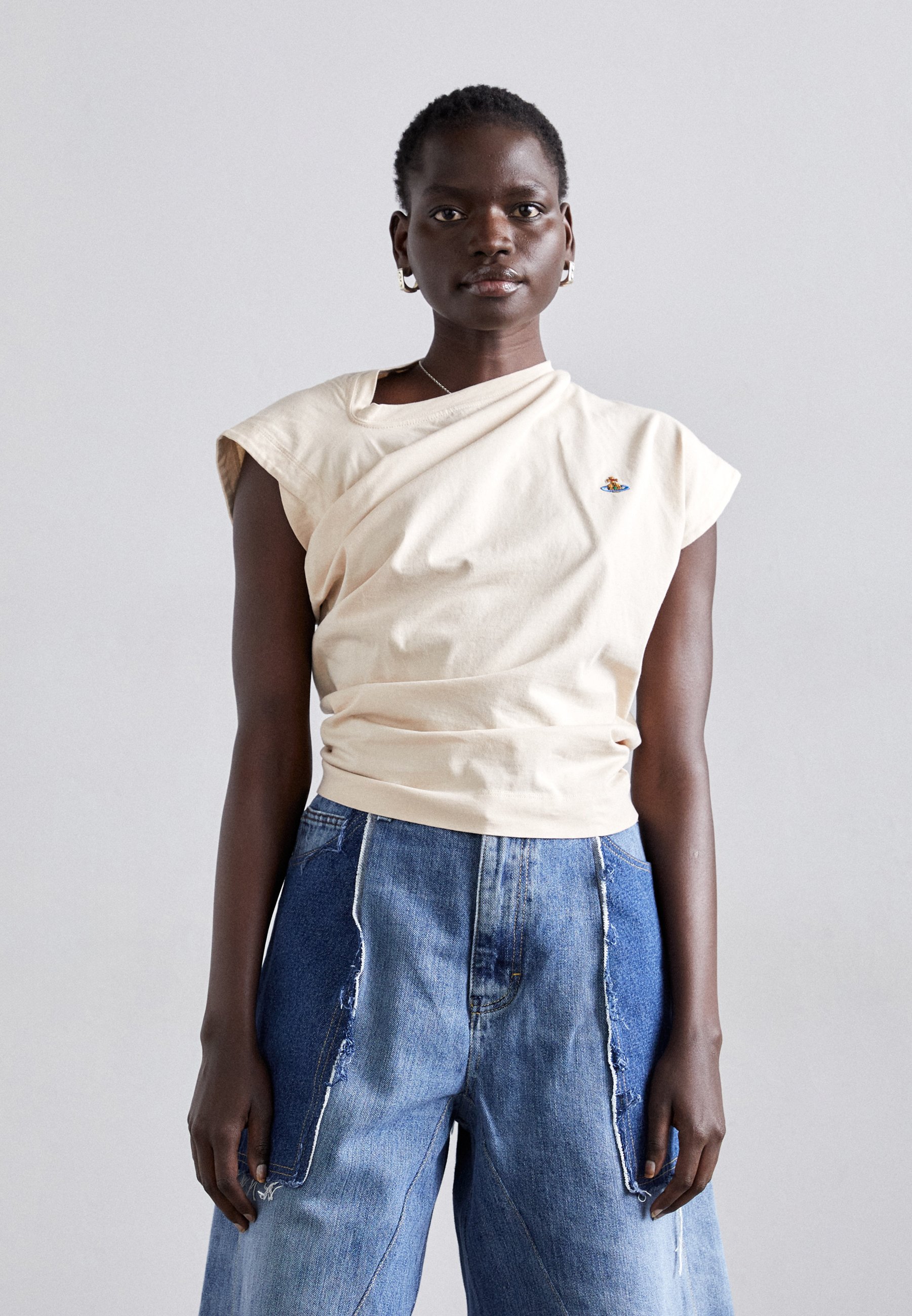 Vivienne Westwood HEBO - Basic T-shirt - beige - Zalando.co.uk