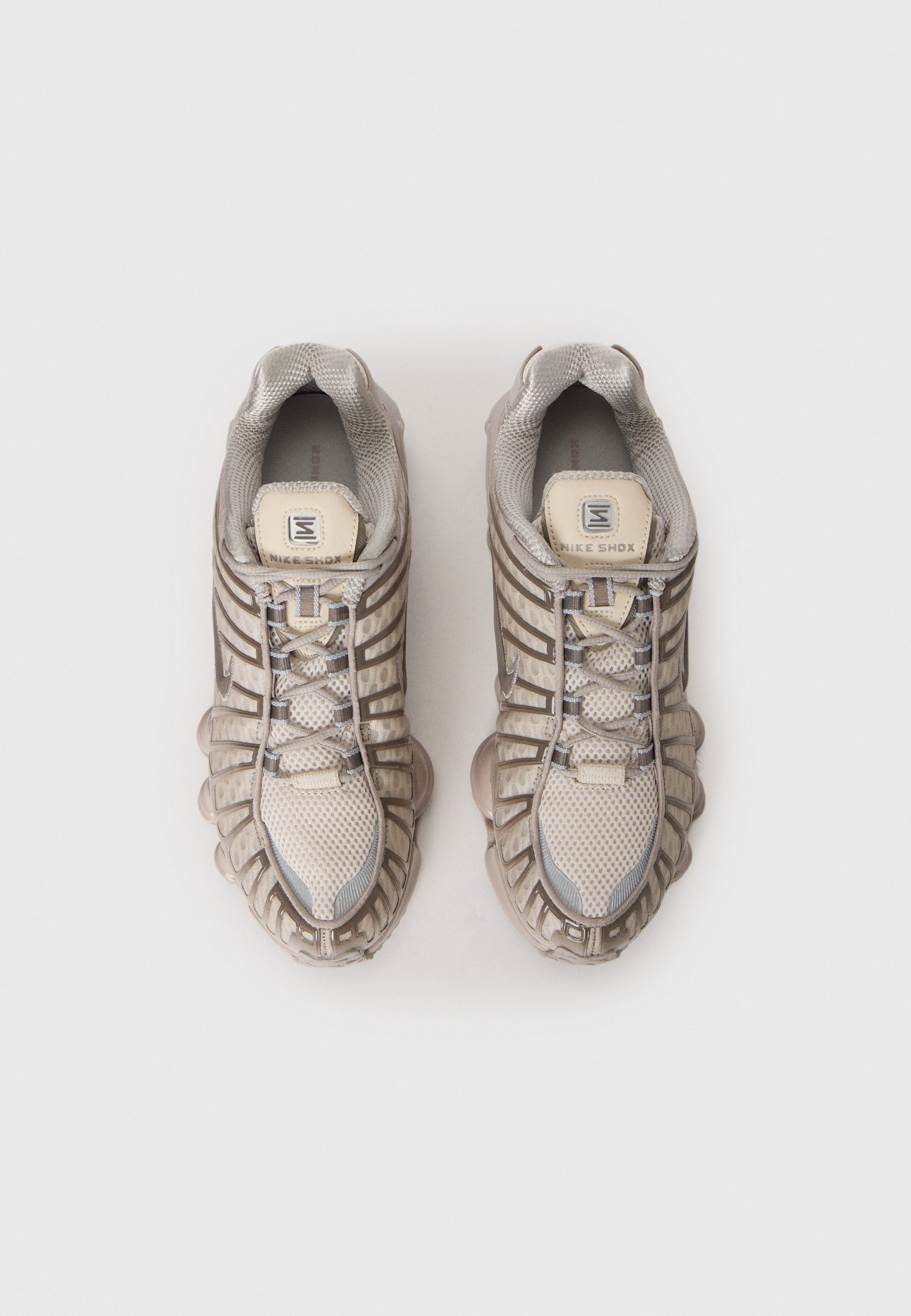 Nike Sportswear NIKE SHOX TL UNISEX - Sneakers low - orewood brown