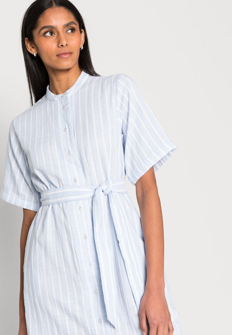Damen Kleider | Selected Femme SLFHELINA SHORT DRESS Freizeitkleid brunnera blue/hellblau - ON19121 Damen Kleider | Selected Femme SLFHELINA SHORT DRESS Freizeitkleid brunnera blue/hellblau - ON19121