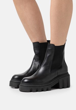 Tamaris, Bottines à plateau - black
