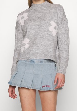 Striktrøje - mottled light grey