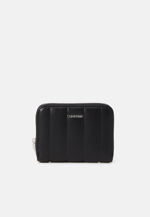 LINE QUILT MEDIUM ZIP AROUND - Wallet - black