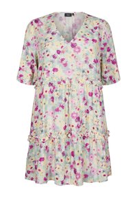Robe imprimée florale avec un décolleté en V, des manches courtes et un ourlet volanté. Fabriquée en tissu léger dans des couleurs pastel, avec des fleurs roses et violettes.