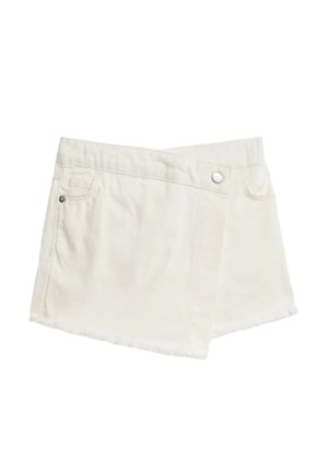 Short - neutral