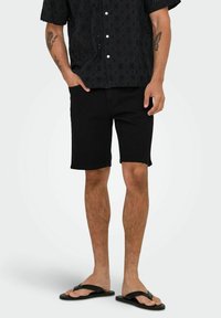 Only & Sons ONSWEFT NORMAL GESCHNITTEN - Kratke hlače od trapera - black denim