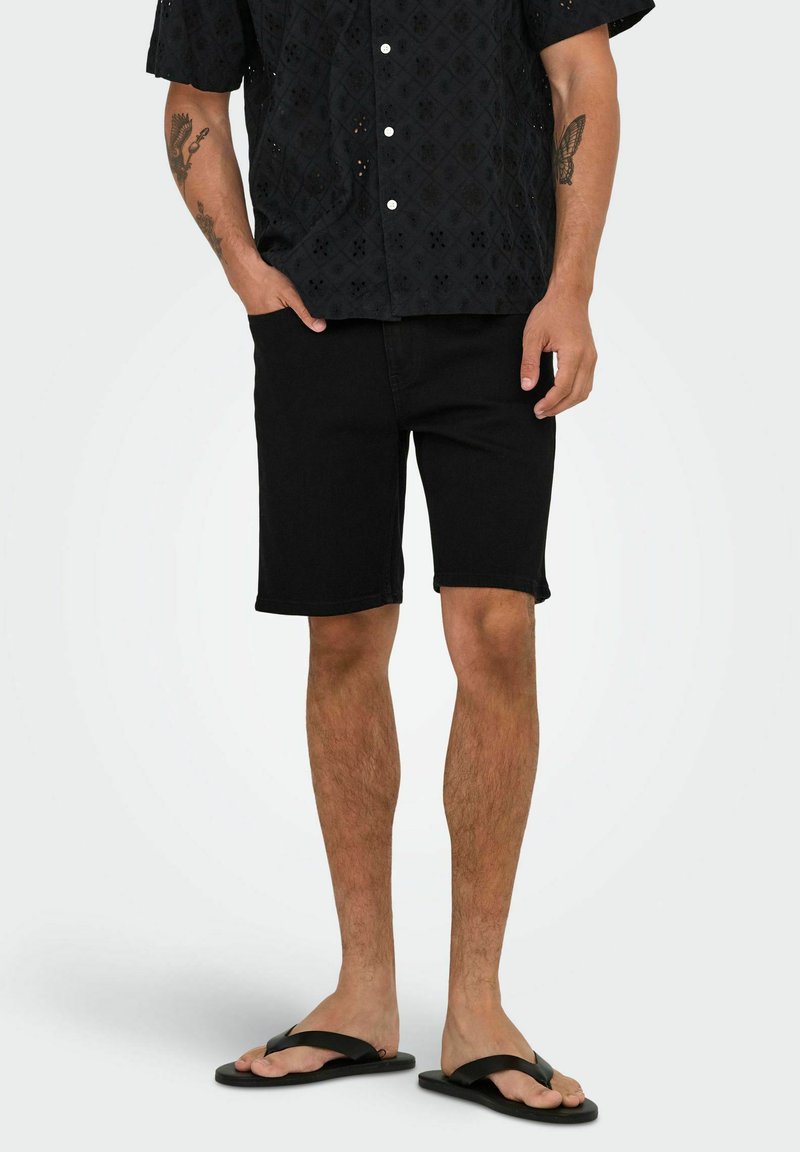 Only & Sons ONSWEFT NORMAL GESCHNITTEN - Kratke hlače od trapera - black denim