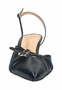 Chaussure en cuir noir avec un bout pointu, une fine bande de cheville et un détail de nœud décoratif. Texture lisse avec un design élégant.