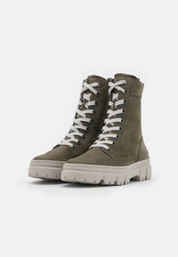 Paul Green Bottines à plateau - green