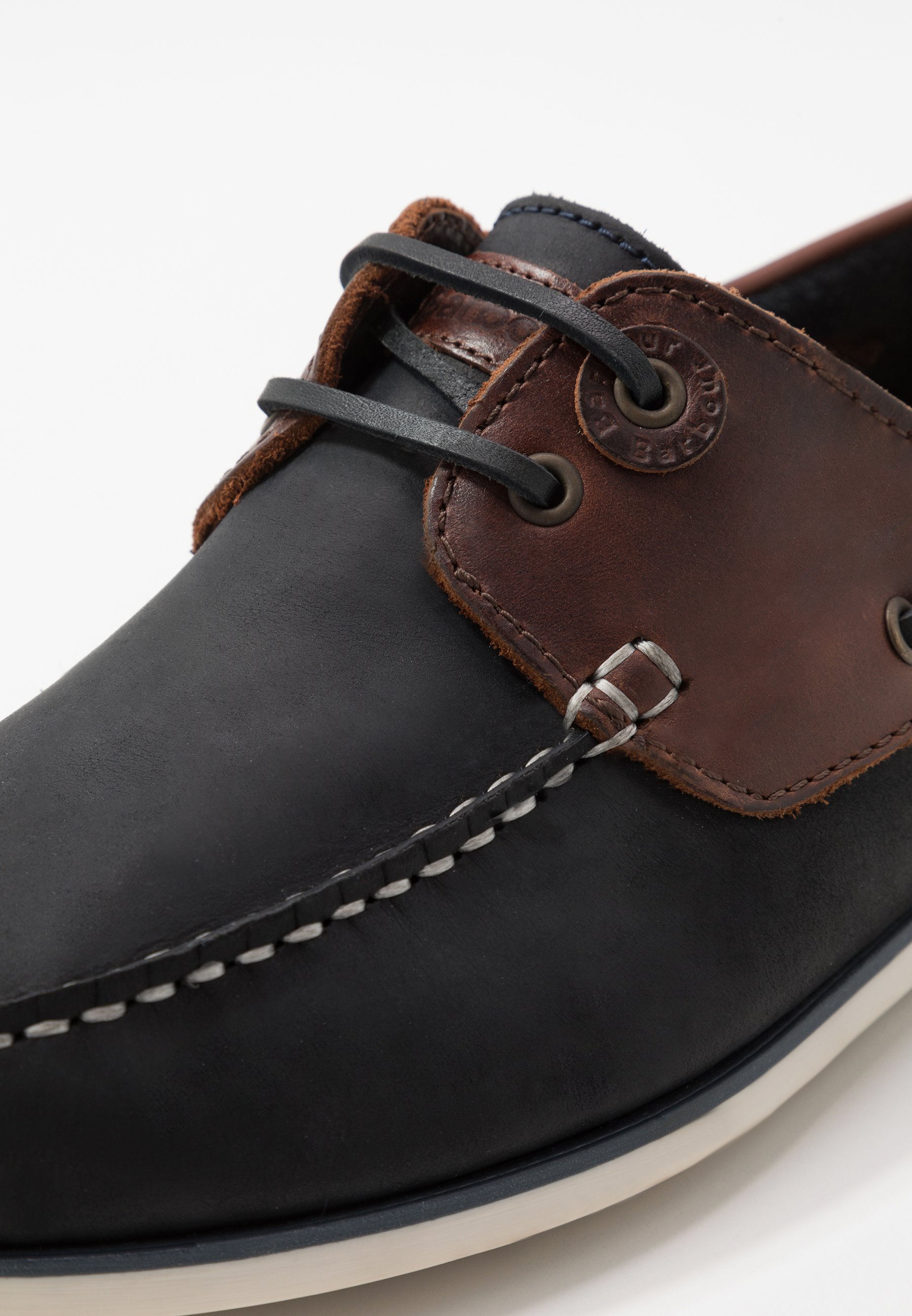 barbour capstan blue