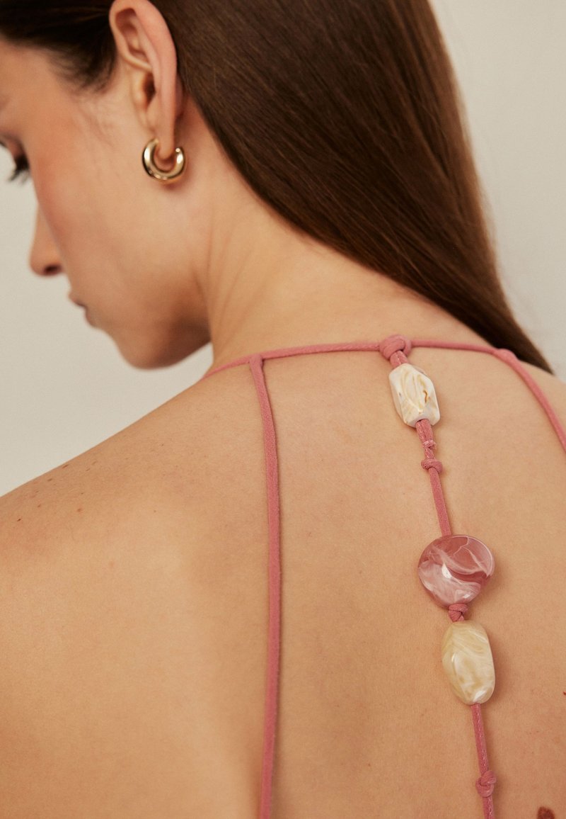 Next PREMIUM BEAD DETAIL - Maksikleit - coral pink