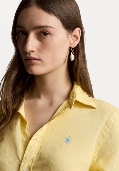 Polo Ralph Lauren CLASSIC FIT LINEN SHIRT - Button-down blouse - banana peel