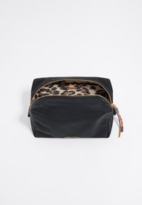 Bimba Y Lola BIMBA Y LOLA - Toiletti-/meikkilaukku - black