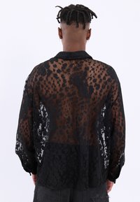 YOURTURN UNISEX - Button down-skjorte - black