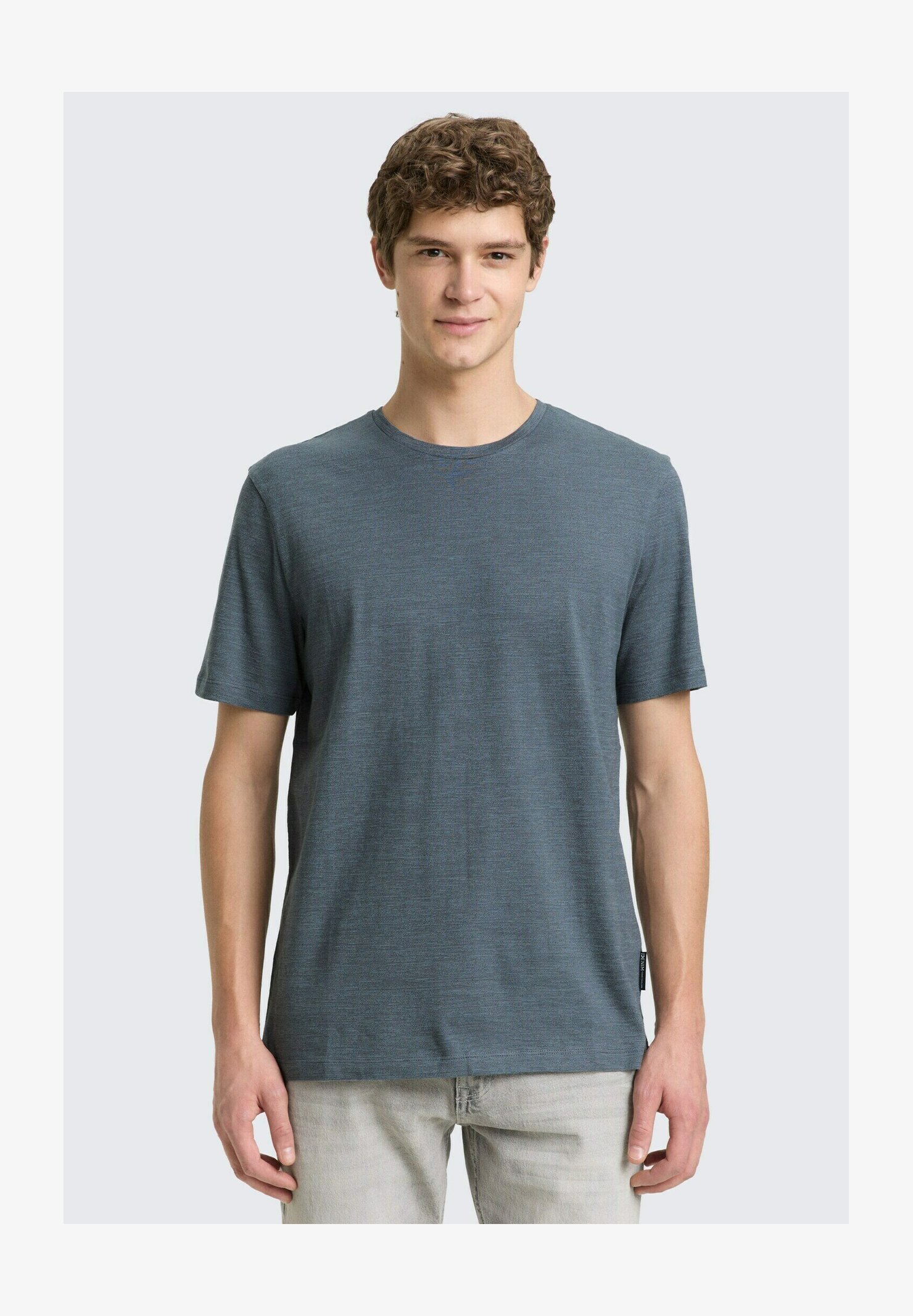 TOM TAILOR Denim Maglietta Basic Uomo – Cotone Jersey, Logo Ricamato – Regular Fit, Maniche Corte