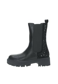 Botas negras hasta el tobillo con un acabado de cuero suave y paneles laterales elásticos, con un diseño texturizado de tachuelas en la parte trasera y una suela gruesa.