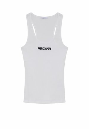 Top senza maniche bianco realizzato in tessuto a costine, con il nome del marchio "PATRIZIA PEPE" in nero, centrato sul petto.
