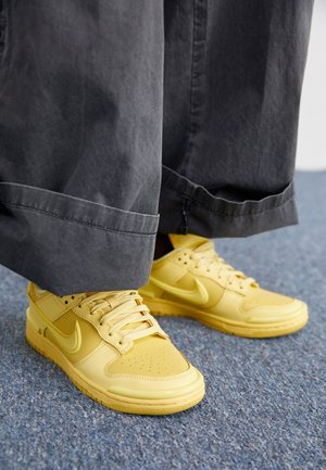 Sneakers laag - yellow
