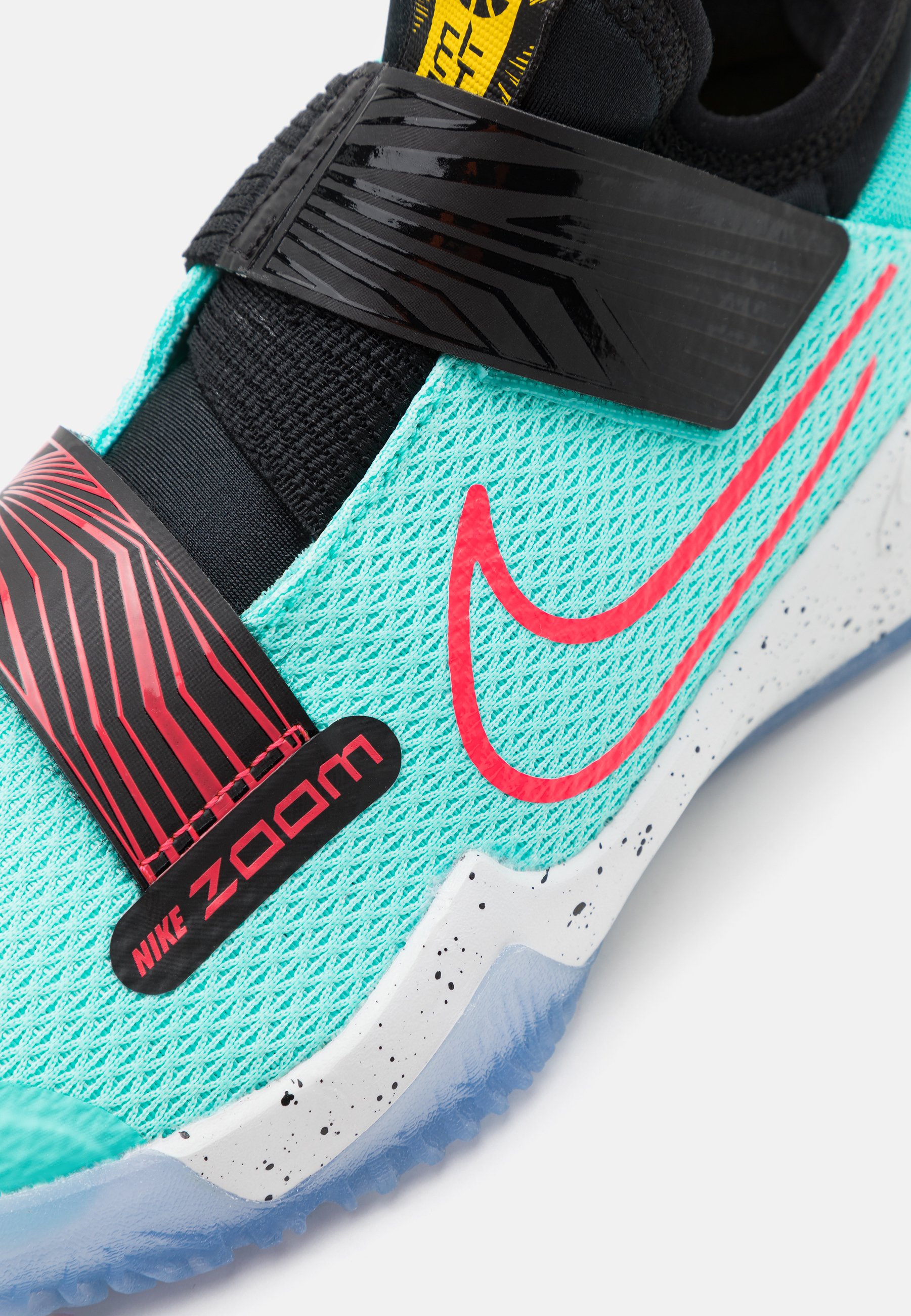 nike performance zoom