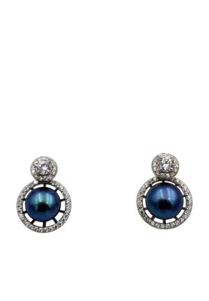 Blaue Perlenohrringe mit runden Diamantakzenten, mit einer polierten Oberfläche, kunstvollem Metallhandwerk und einem symmetrischen Design.