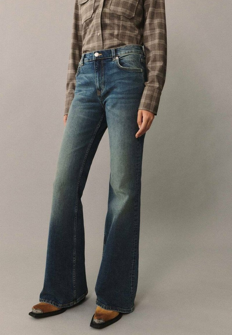 Mango Džíny Bootcut - dark blue
