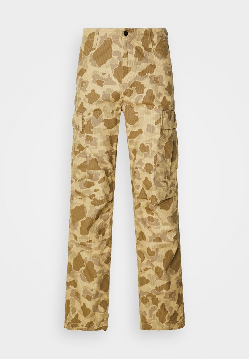 Beige cargo bukser med et lyst brunt camouflagemønster, der har to sidelommer og et lige ben-design. Tekstureret stof med subtile striber.