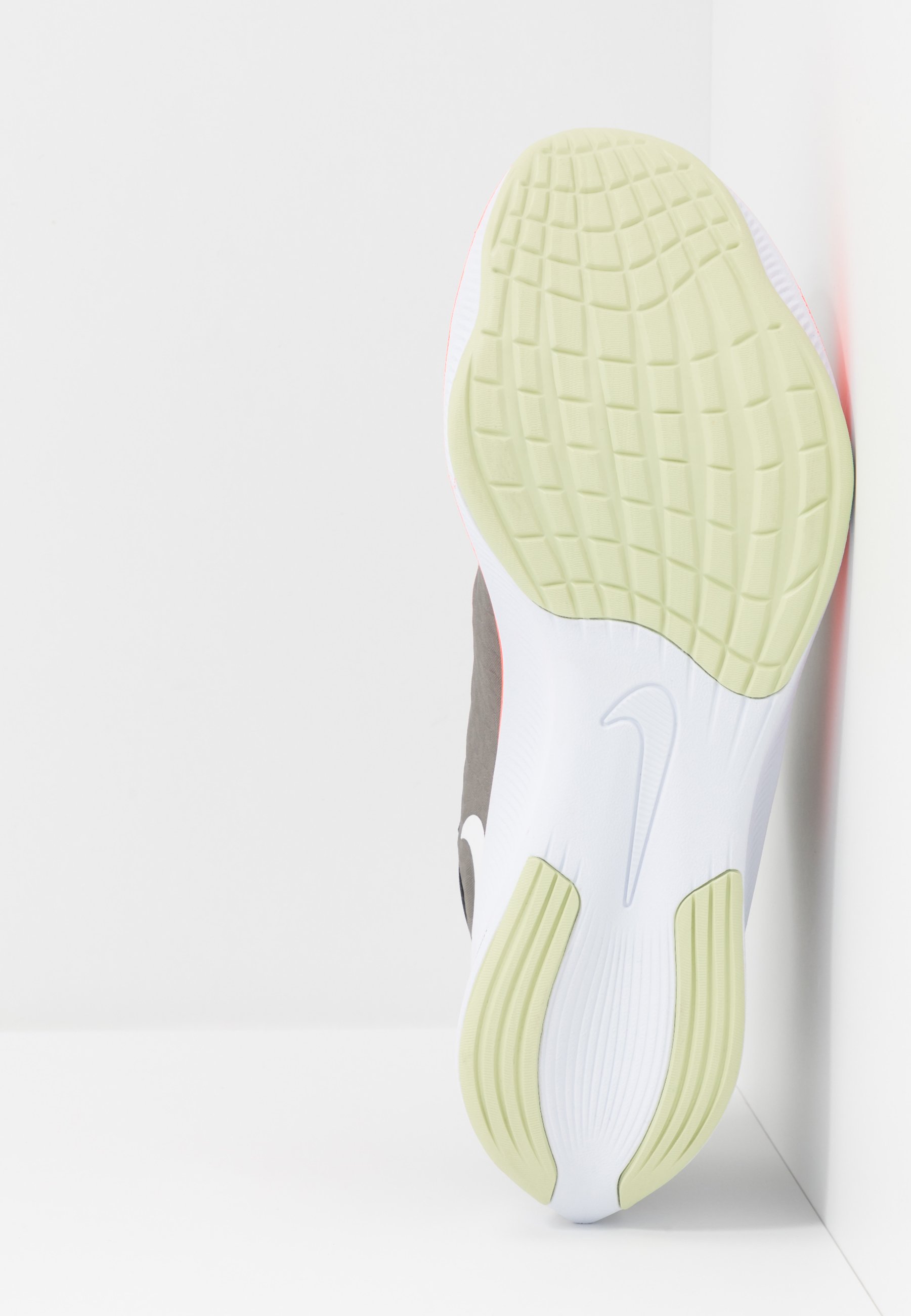 zalando nike zoom fly 3