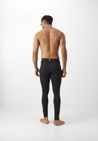 Venum UFC FIGHT WEEK MENS PERFORMANCE - Leggingek - black
