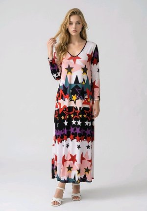 Outfitters Nation, VESTIDO LARGO ESTAMPADO CON MANGA 3/4 - Vestido largo - blanco