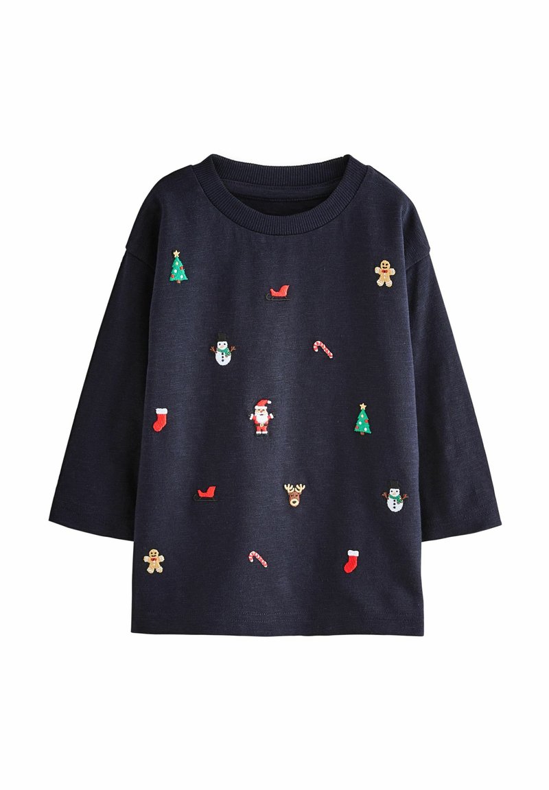 Chemise à manches longues bleu marine ornée de broderies festives colorées représentant des icônes de Noël, y compris des sapins, des chaussettes et le Père Noël.