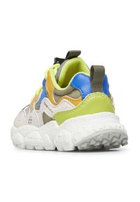 Flower Mountain YAMANO 3. - Babyschoenen - militärgrüne