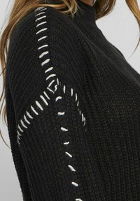 VILA Pullover - black