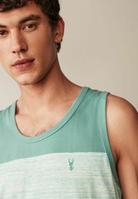 Next REGULAR FIT - Topp - green
