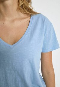 Desires Pamata T-krekls - chambray blue