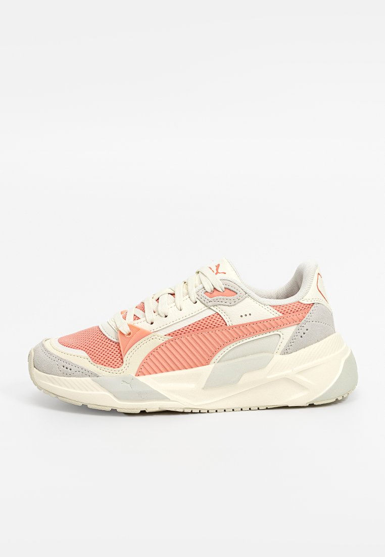 Puma Sneakers laag abrikoos Puma Sneakers laag abrikoos