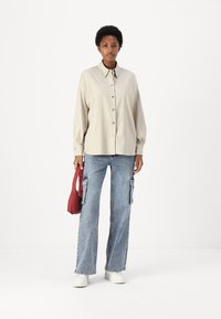 DRYKORN LYSILA - Button-down blouse - brown