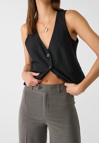 Stradivarius Pantaloni - dark grey