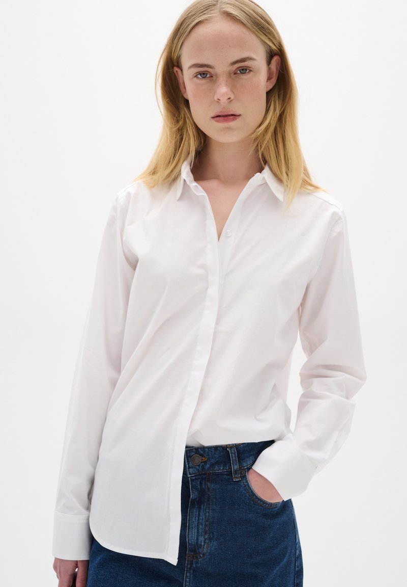 InWear - VENUS SHIRT - Bluza s gumbima - pure white, Povećaj